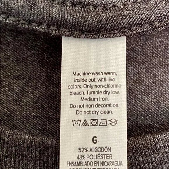 Mickey Mouse Head T-shirt - Picture 6 of 6